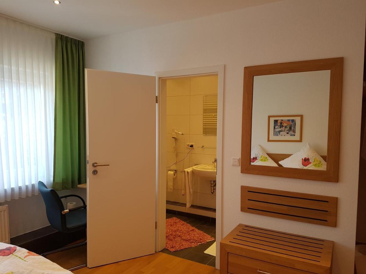 Hotel Pension Haus Pooth วีเซิล ภายนอก รูปภาพ