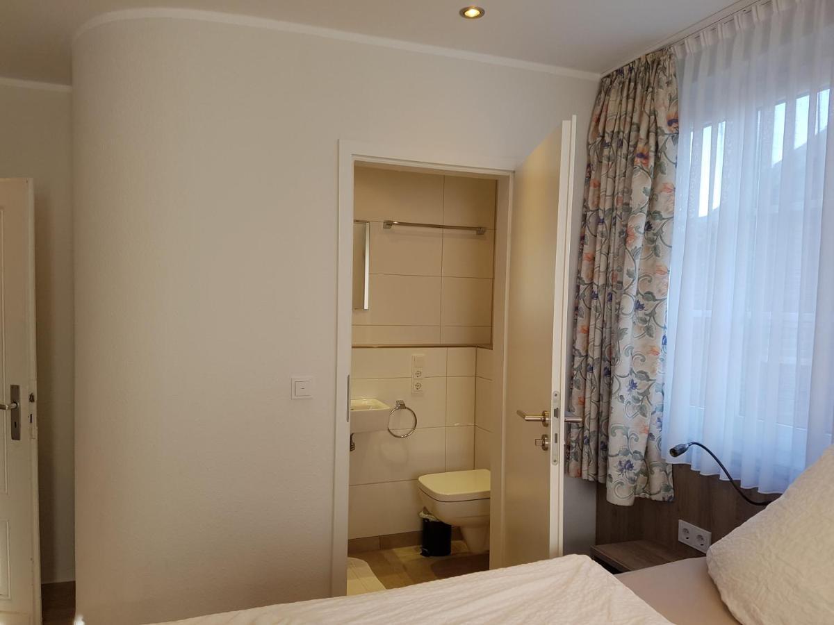 Hotel Pension Haus Pooth วีเซิล ภายนอก รูปภาพ